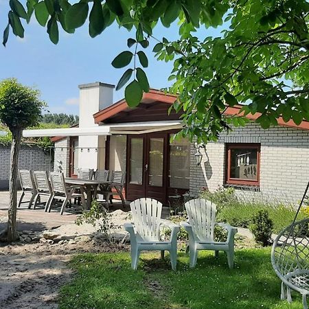 Bungalow De Pluumpot Scherpenisse Exterior foto