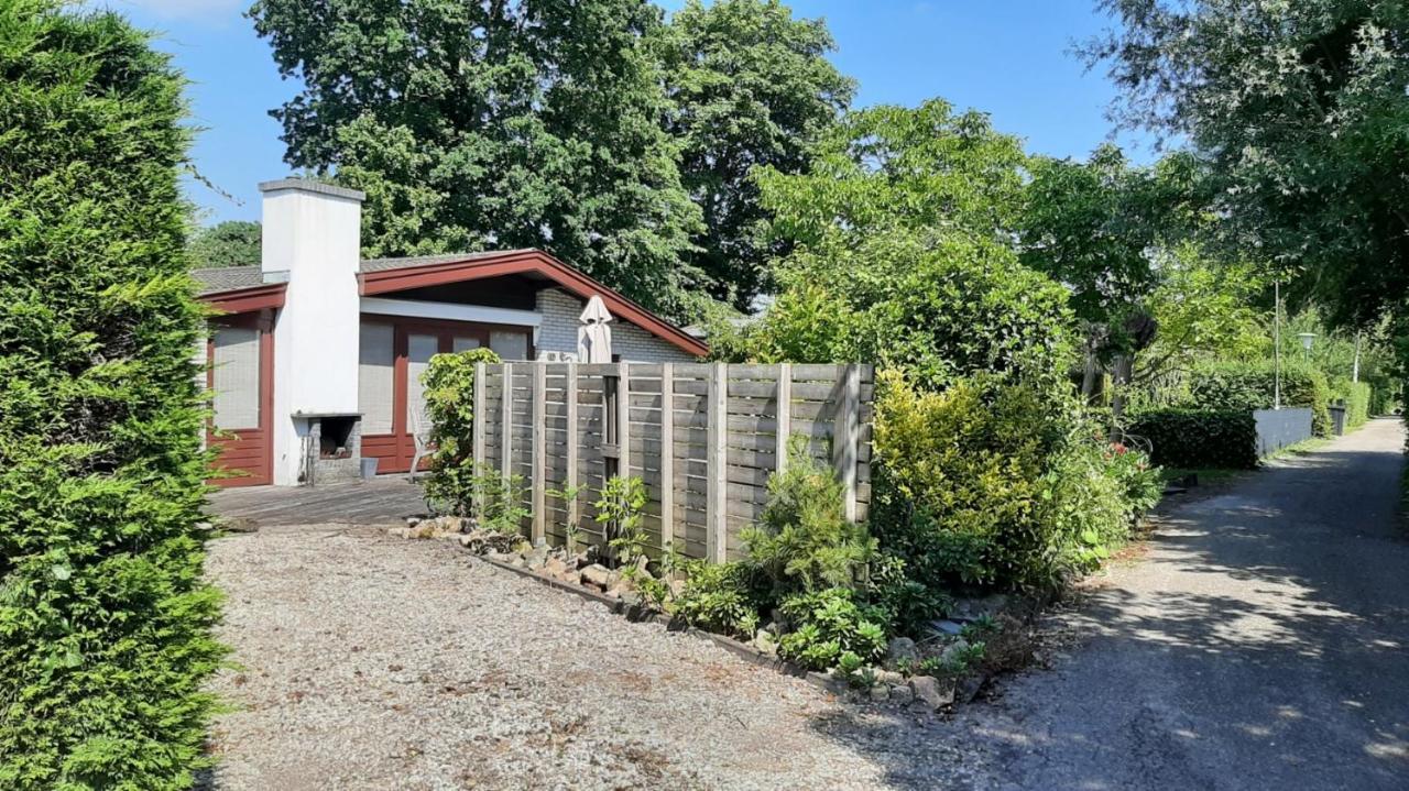 Bungalow De Pluumpot Scherpenisse Exterior foto